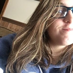 Meet your Posher, Kelly